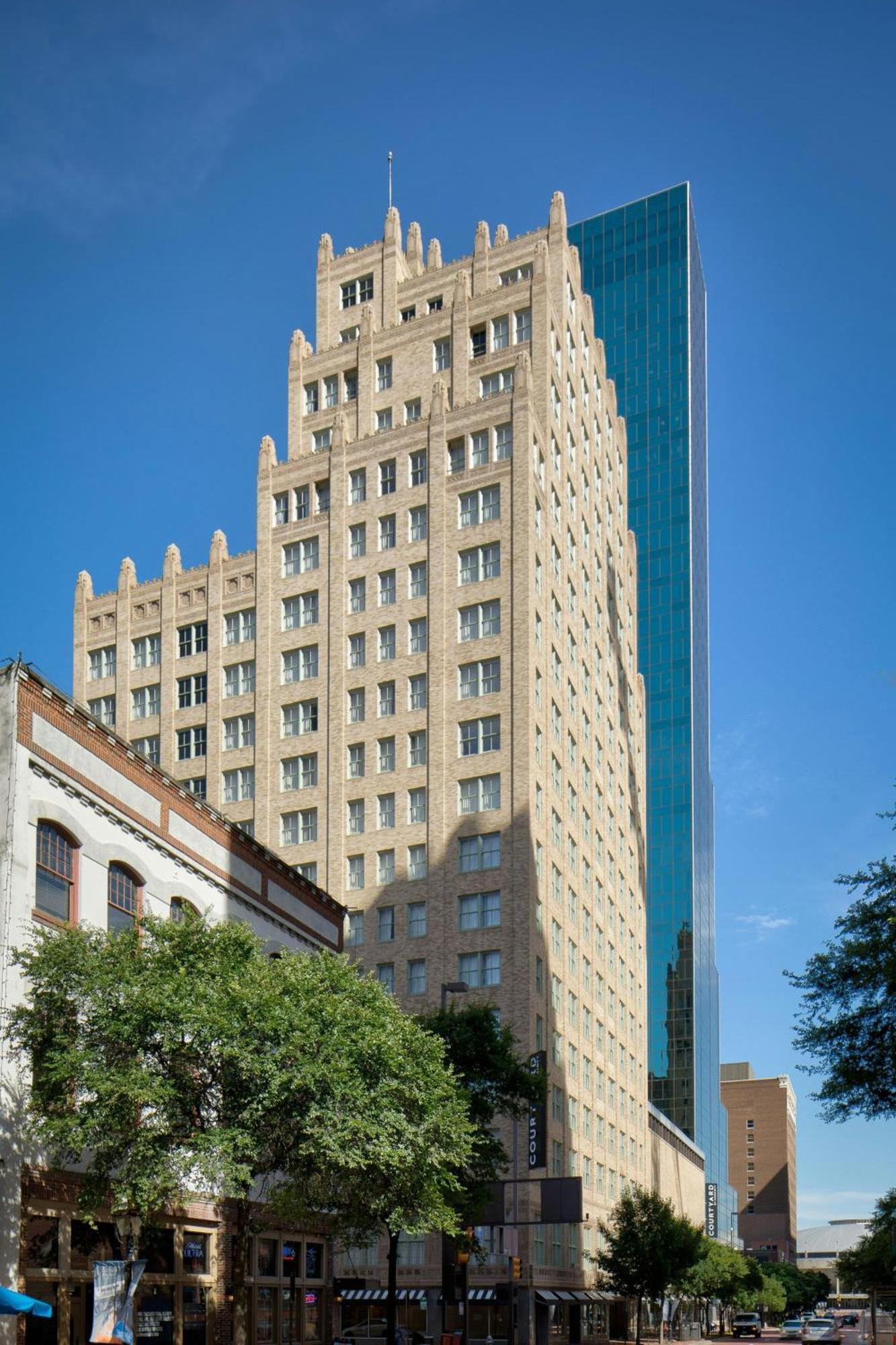 Courtyard Fort Worth Downtown/Blackstone Luaran gambar